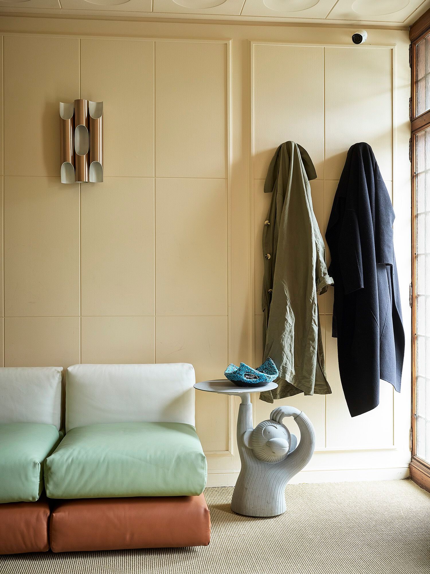 Бетонный круглый низкий журнальный столик BD Barcelona MONKEY ARCH-00134648 - Вид №24