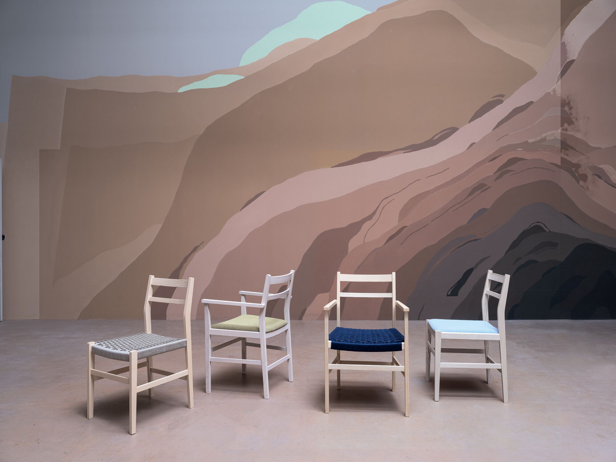 Деревянный стул с подлокотниками Very Wood Lisboa Barrio ARCH-00102598 - Вид №2