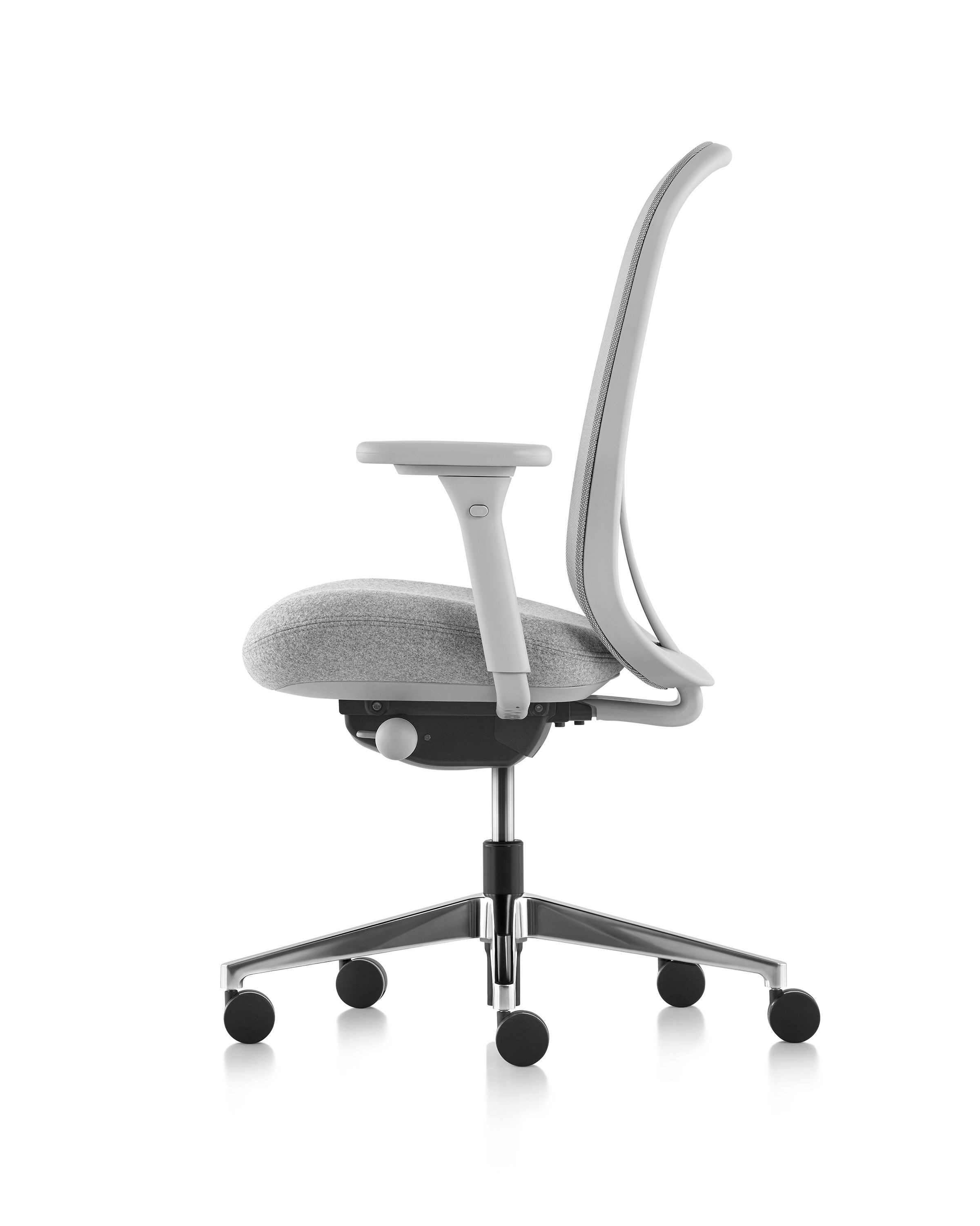 Эргономичный поворотный офисный стул с подлокотниками Herman Miller белье ARCH-00089358 - Вид №23