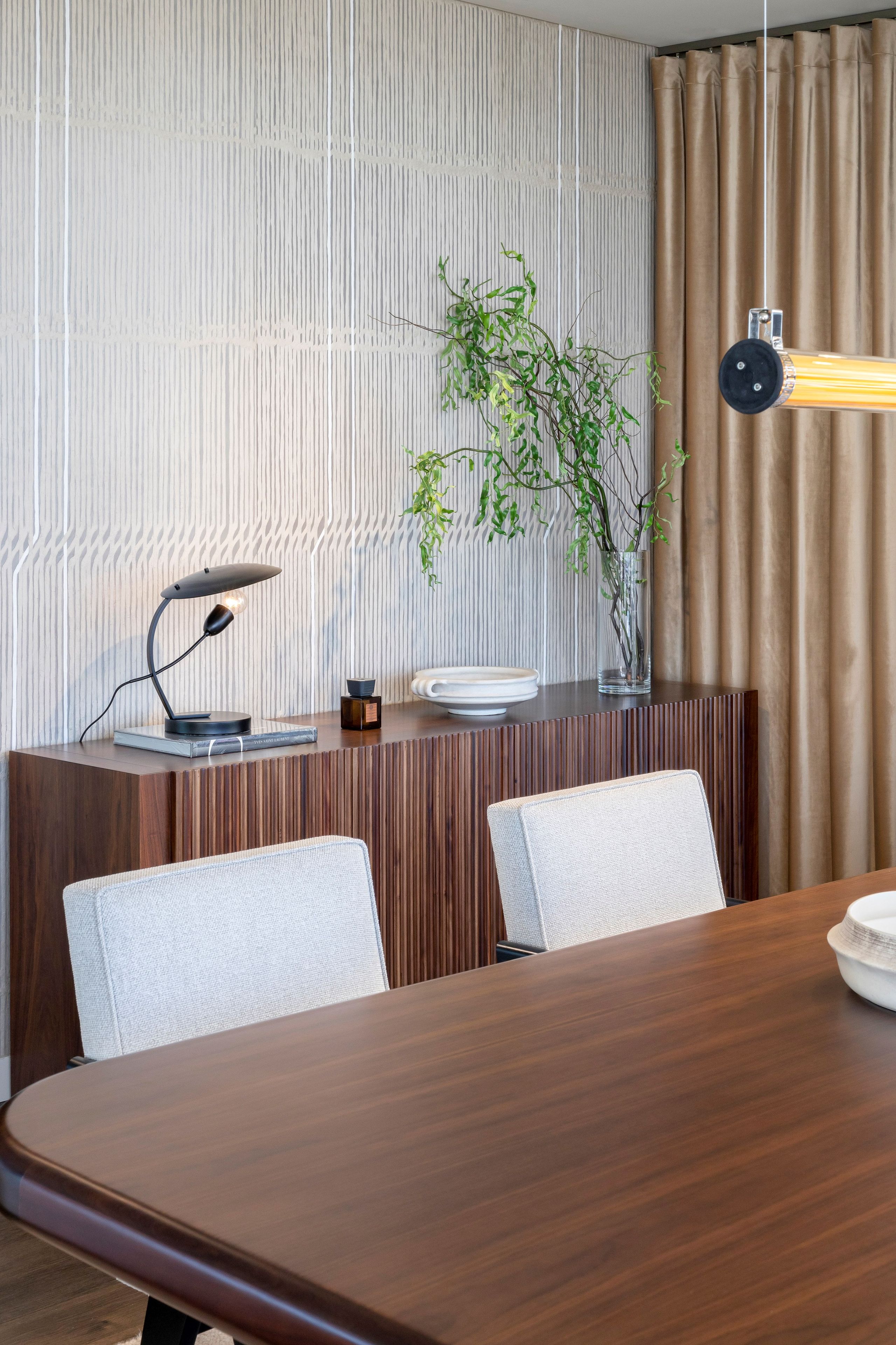 Прямоугольный обеденный стол из грецкого ореха Stylish Club Natur ARCH-00059321 - Вид №6