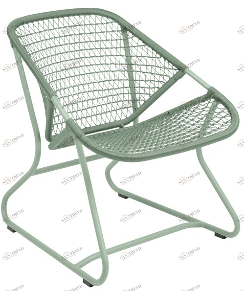 Fermob Садовое кресло из алюминия Sixties 1704