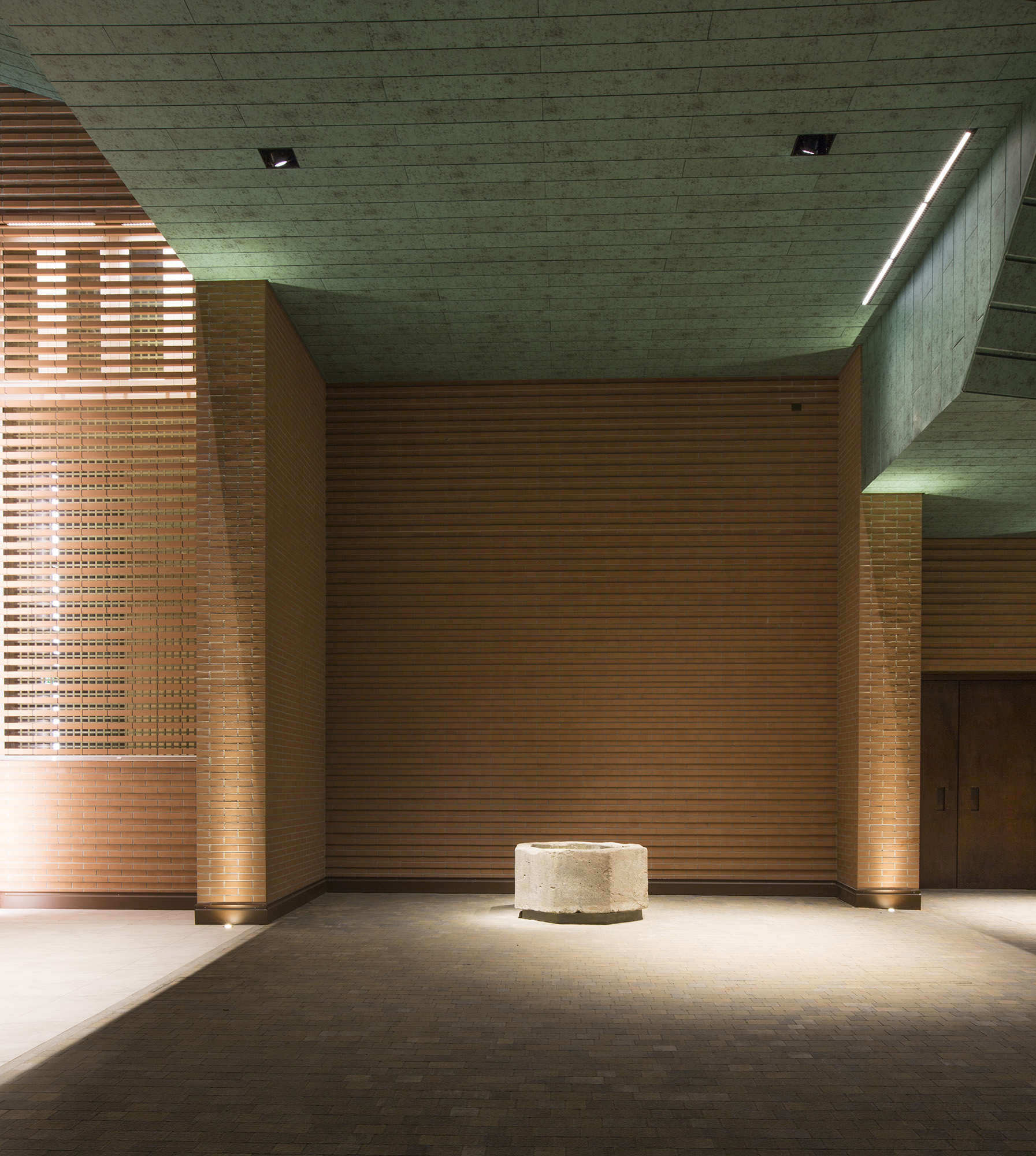 8492511 Встраиваемый в потолок светильник Platek MINI CORNICHE Incasso soffitto  MINI CORNICHE Ceiling recessed 600 mm - LED 3000K 13°  - Вид №7