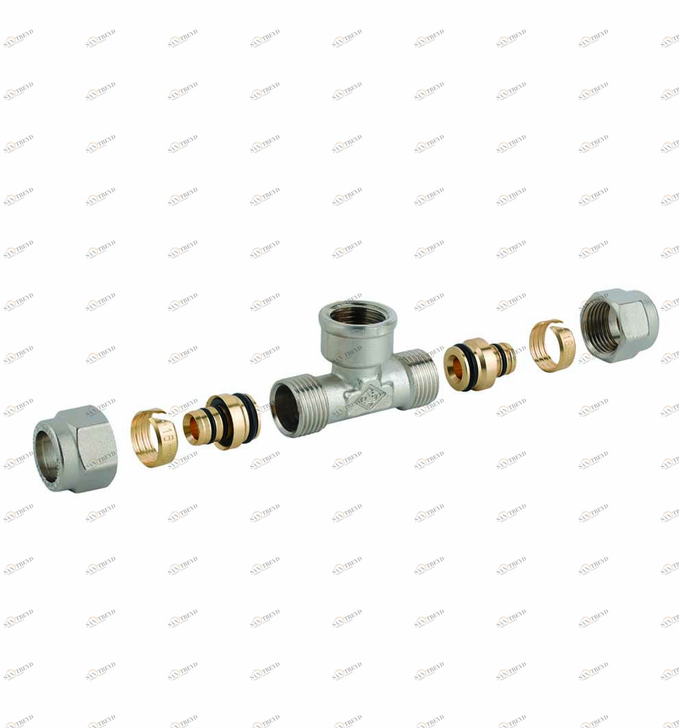 Carlo Poletti R46604Q Коленчатый фитинг 90° с кронштейном и внутренней резьбой для труб многослойных 