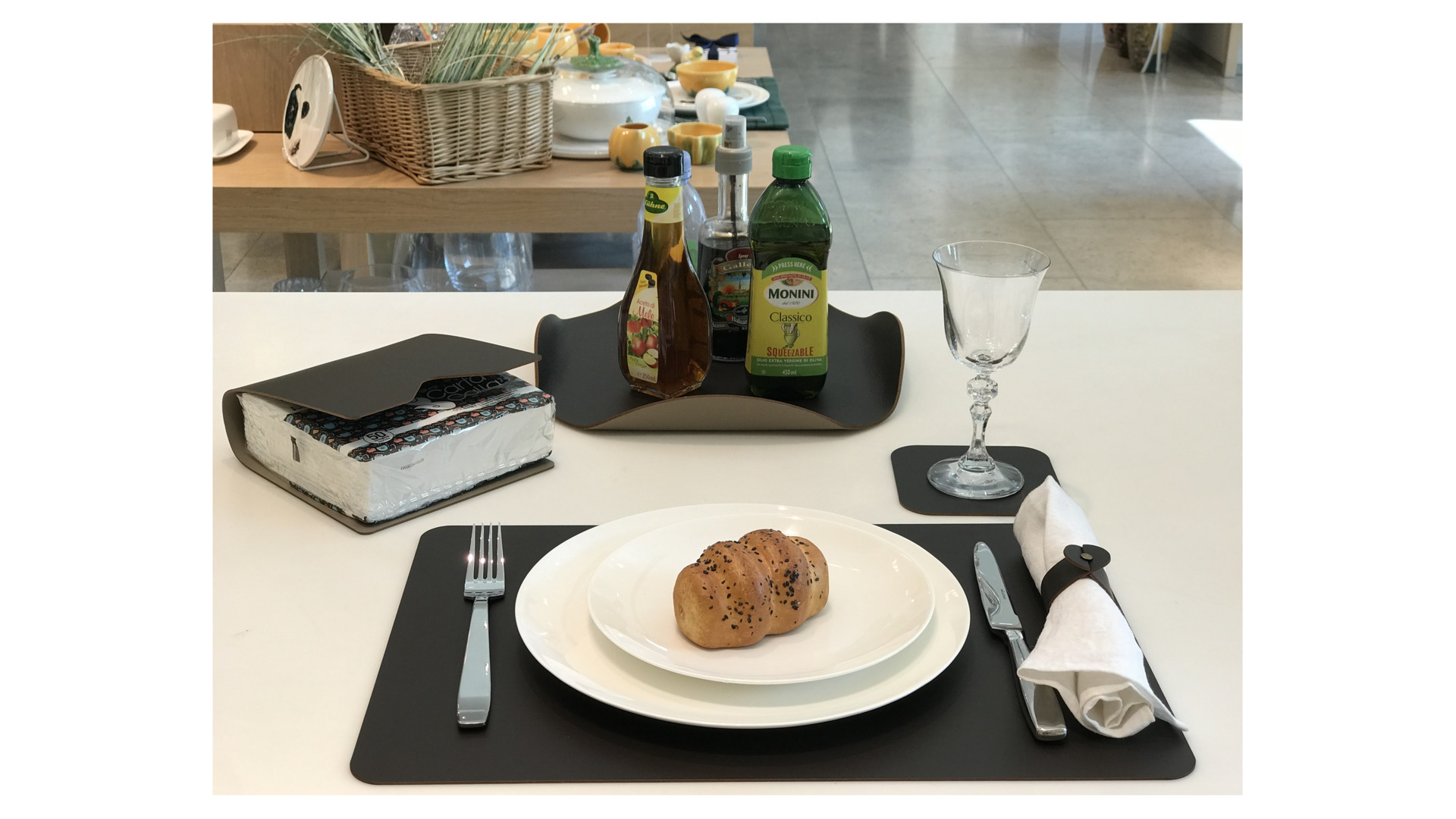 10638476 ADJ Подставка под соусы 20х20 (шоколад) Многослойная кожа SPECTRO  - Вид №2