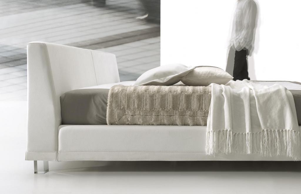 042497 Кровать Moradillo People Santreyd