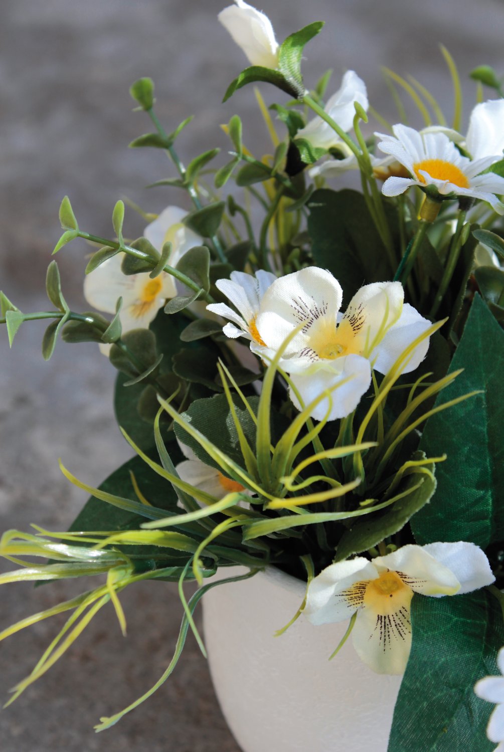 3846 708 a3 Букет цветов из шелка, в горшке, 21 см, бело-зеленый H-andreas  - Вид №2