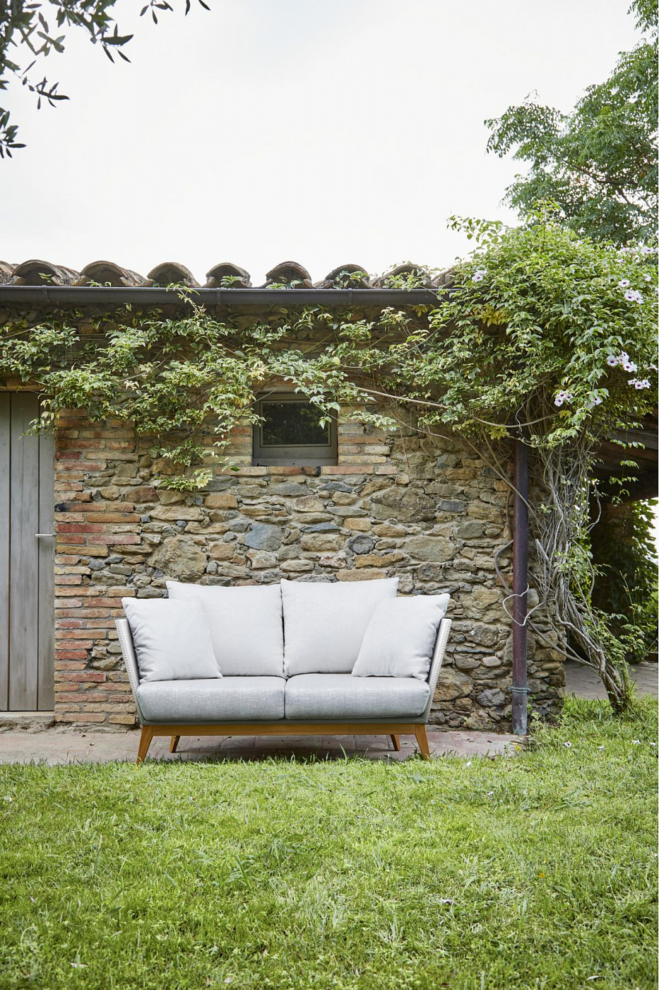 106742 Диван двухместный Point Arc POINT1920 - Вид №1