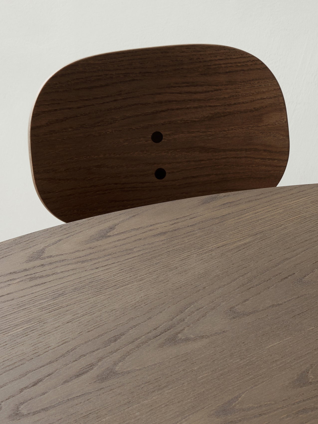 5709262026296 Обеденный стол Snaregade, круглый LuceLight  - Вид №2