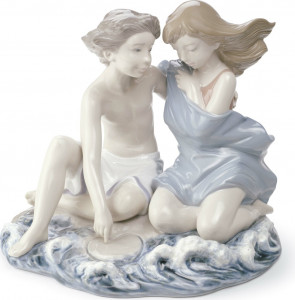 10669166 LLADRO Фигурка Lladro "Летняя любовь" 19х23см Фарфор