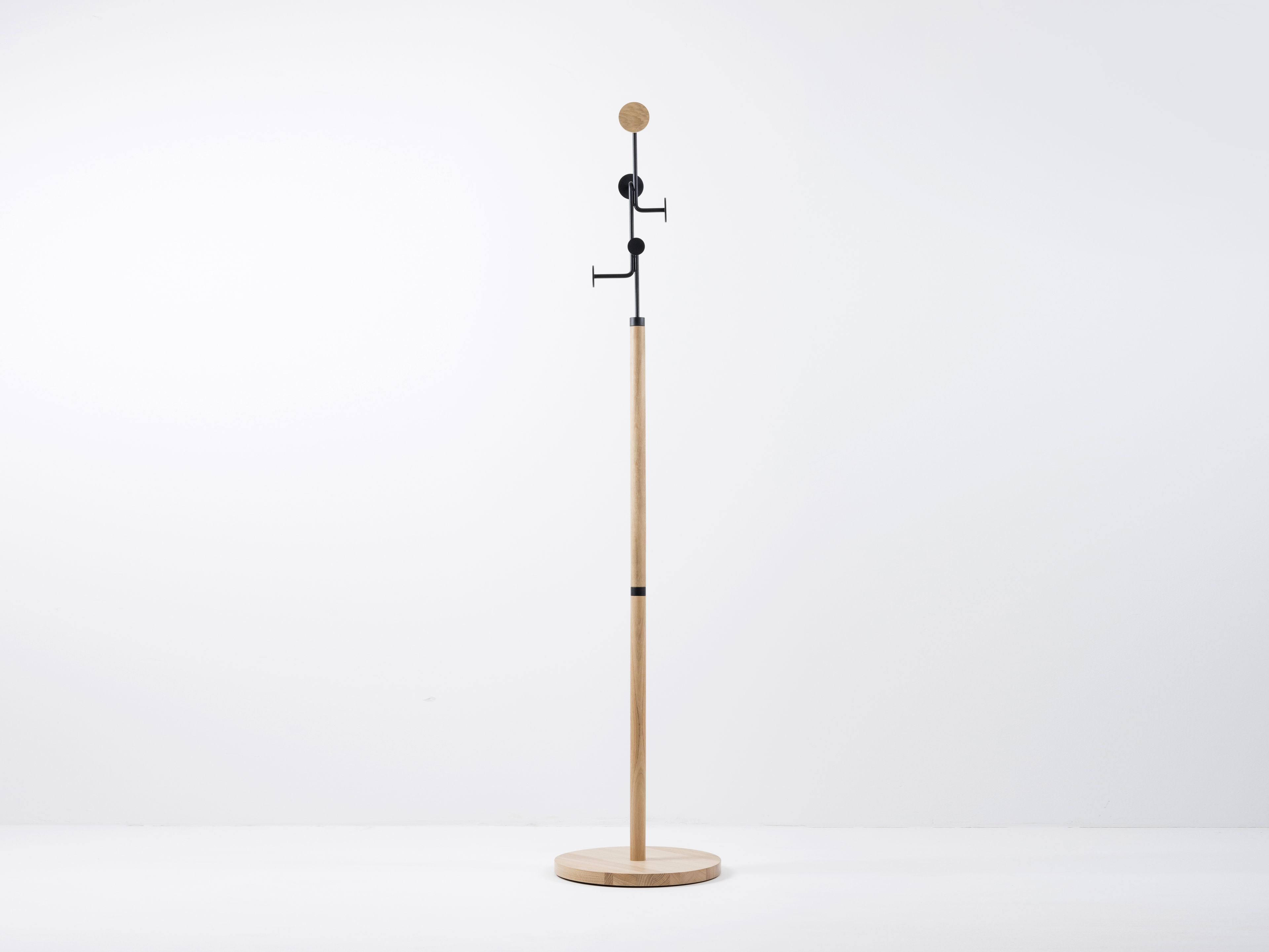 Напольная вешалка из дуба Gazzda крюк ARCH-00087032 - Вид №1