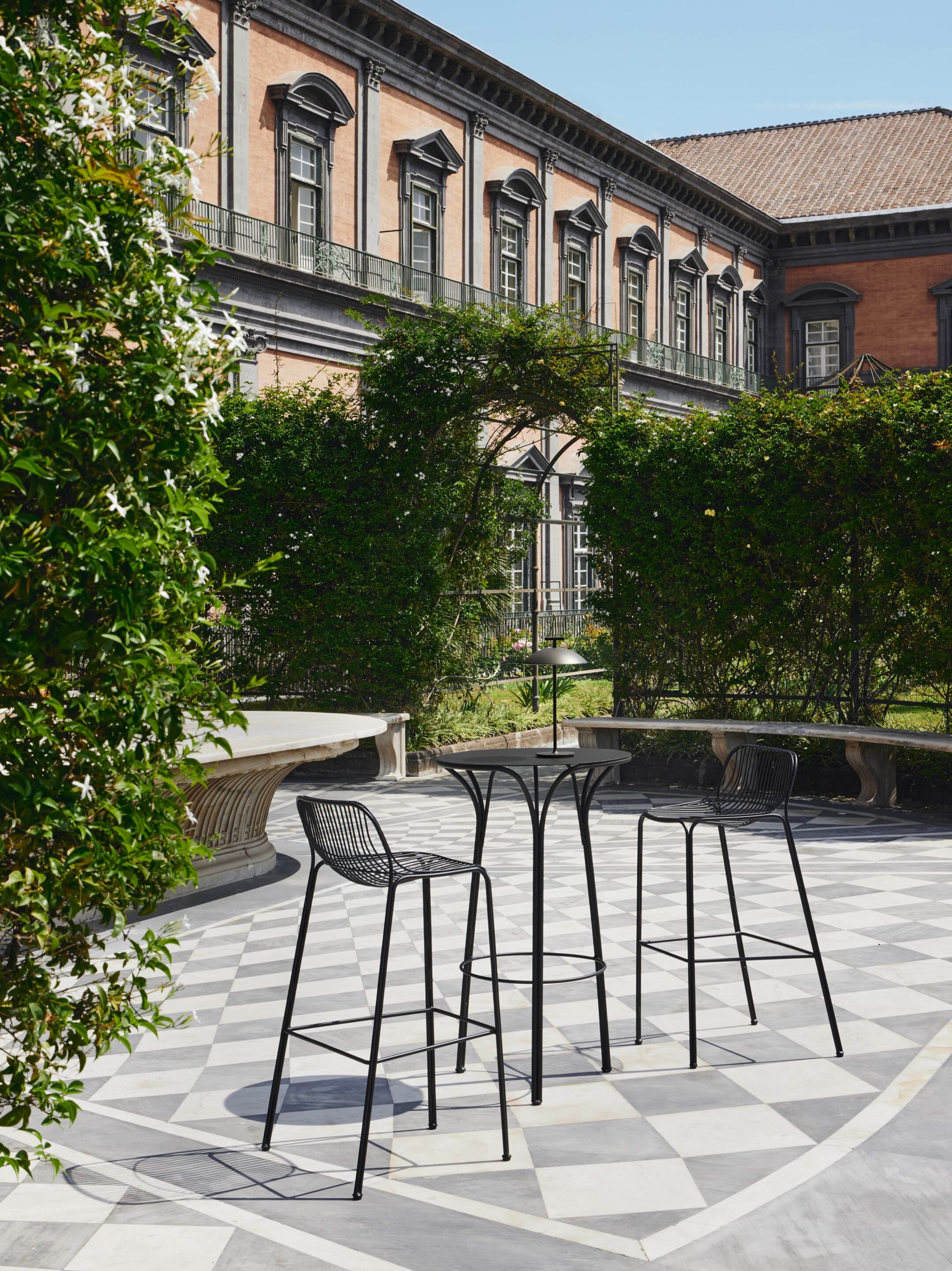 Высокий садовый стол из оцинкованной стали Kartell Hiray ARCH-00110531 - Вид №1