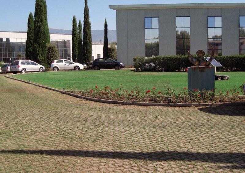 Macevi Переезд и дренаж травянистой бетонной решетки Pavimentazioni drenanti sun-id-1445689 - Вид №1