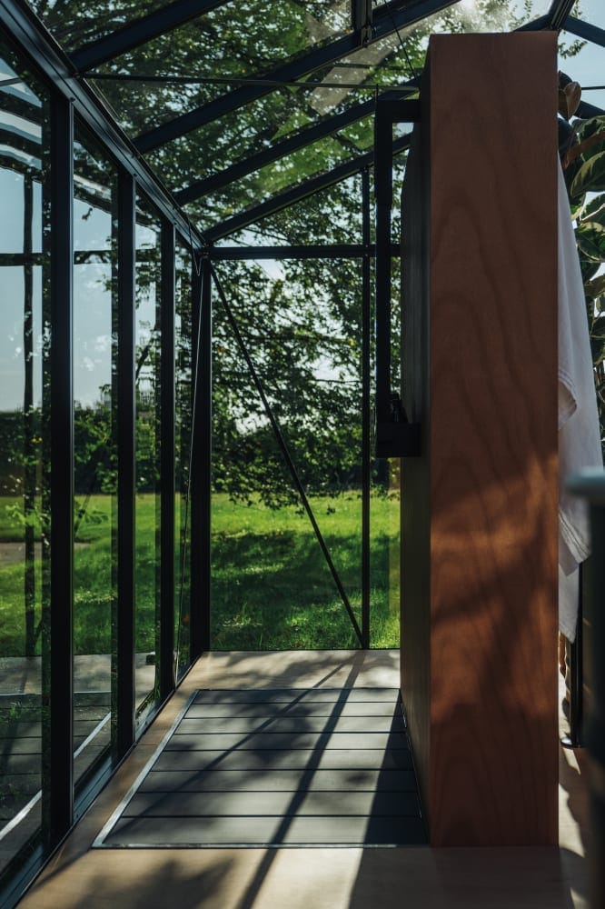 Платформа для душа с решетками из Цементаskin® In Stock Agape ARCH-00069206 - Вид №1