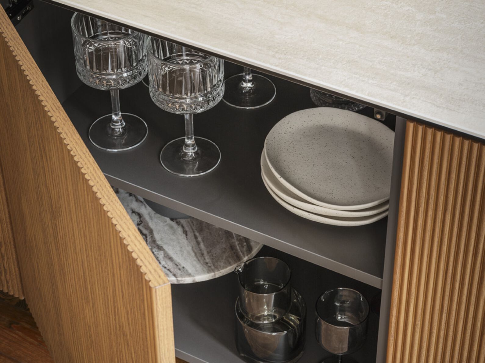 Деревянный шкаф с распашными дверями Calligaris Universal ARCH-00098089 - Вид №1