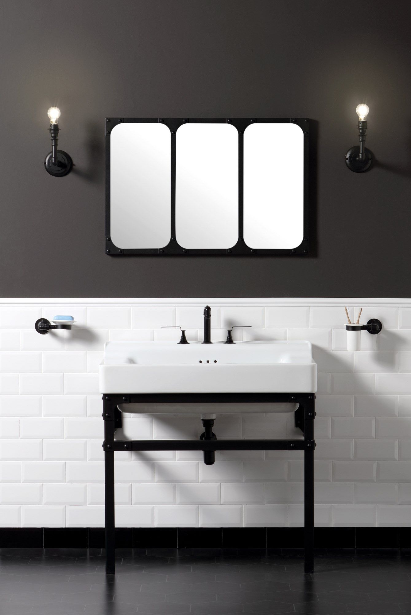 Прямоугольная раковина с одной консолью BLEU PROVENCE Industrialis ARCH-00078584 - Вид №1