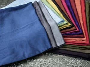 Élitis Однотонная атласная ткань для штор