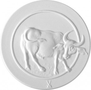 10662469 Meissen Медальон Meissen "Бык", 5см, п/к Фарфор
