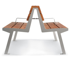 Стальная и деревянная скамья со спинкой