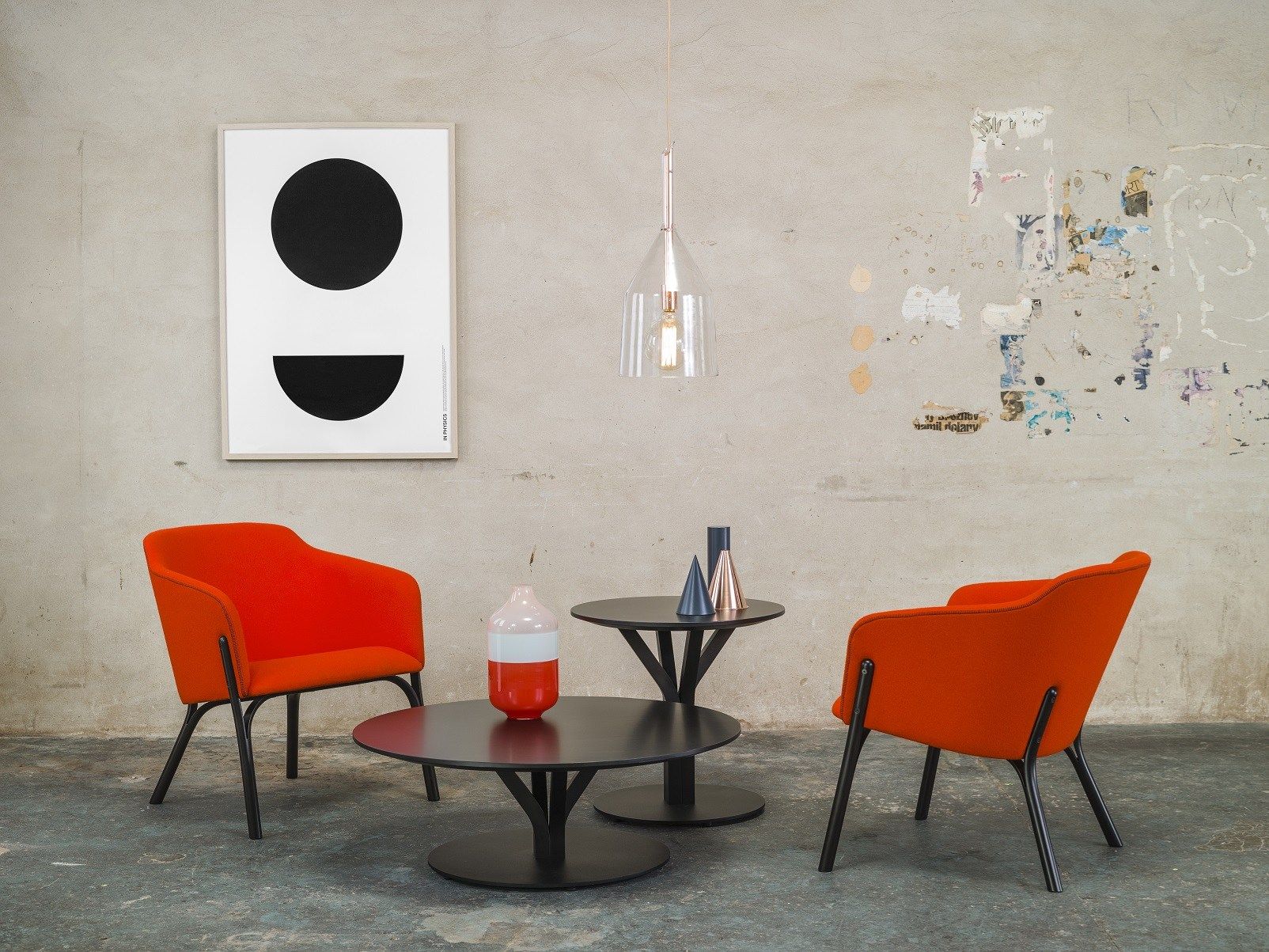 Круглый журнальный столик TON Bloom Central ARCH-00151368 - Вид №1