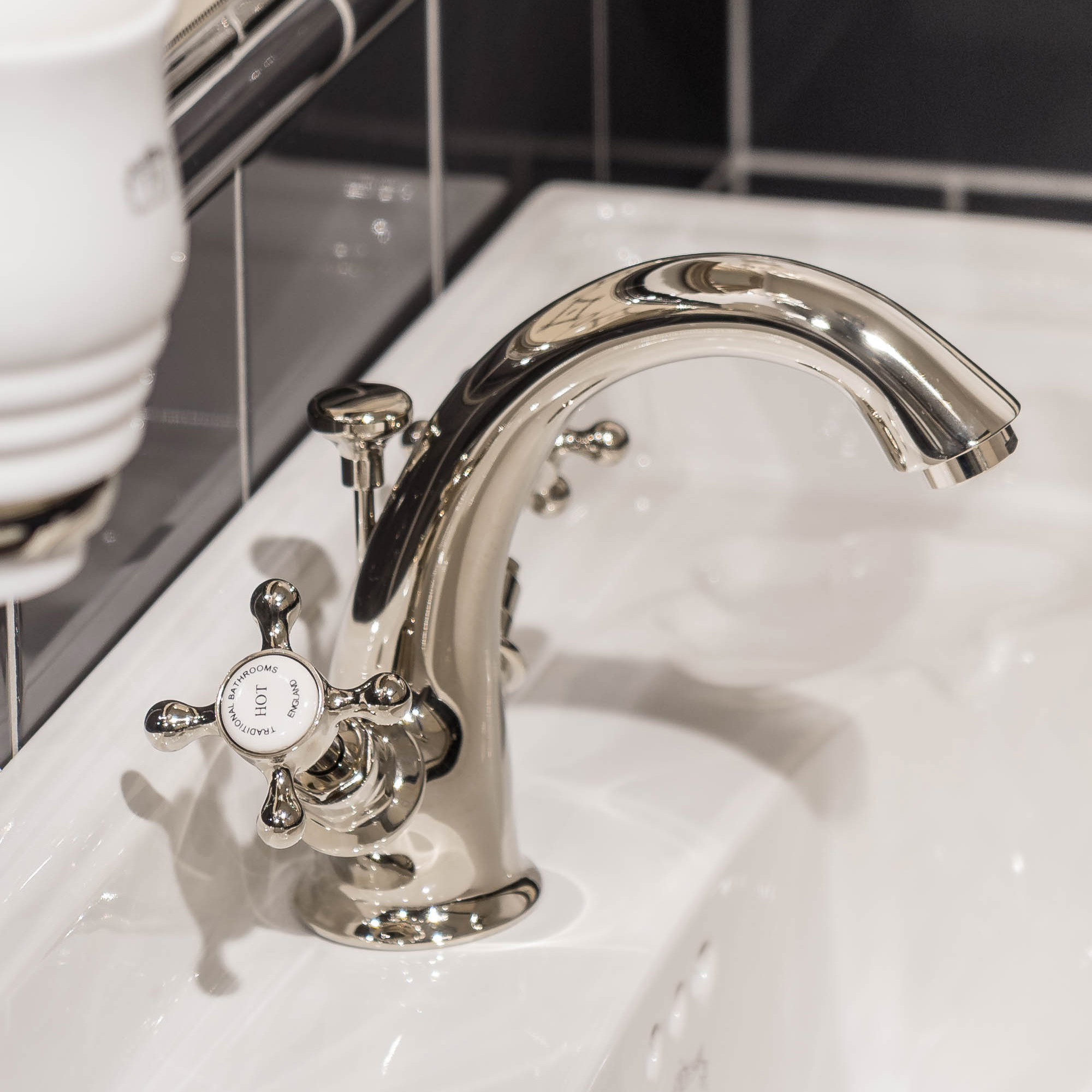 Traditional bathrooms ЛОНДОН однорычажный смеситель для умывальника HIGH Tb404.614.nk LONDON - Вид №4