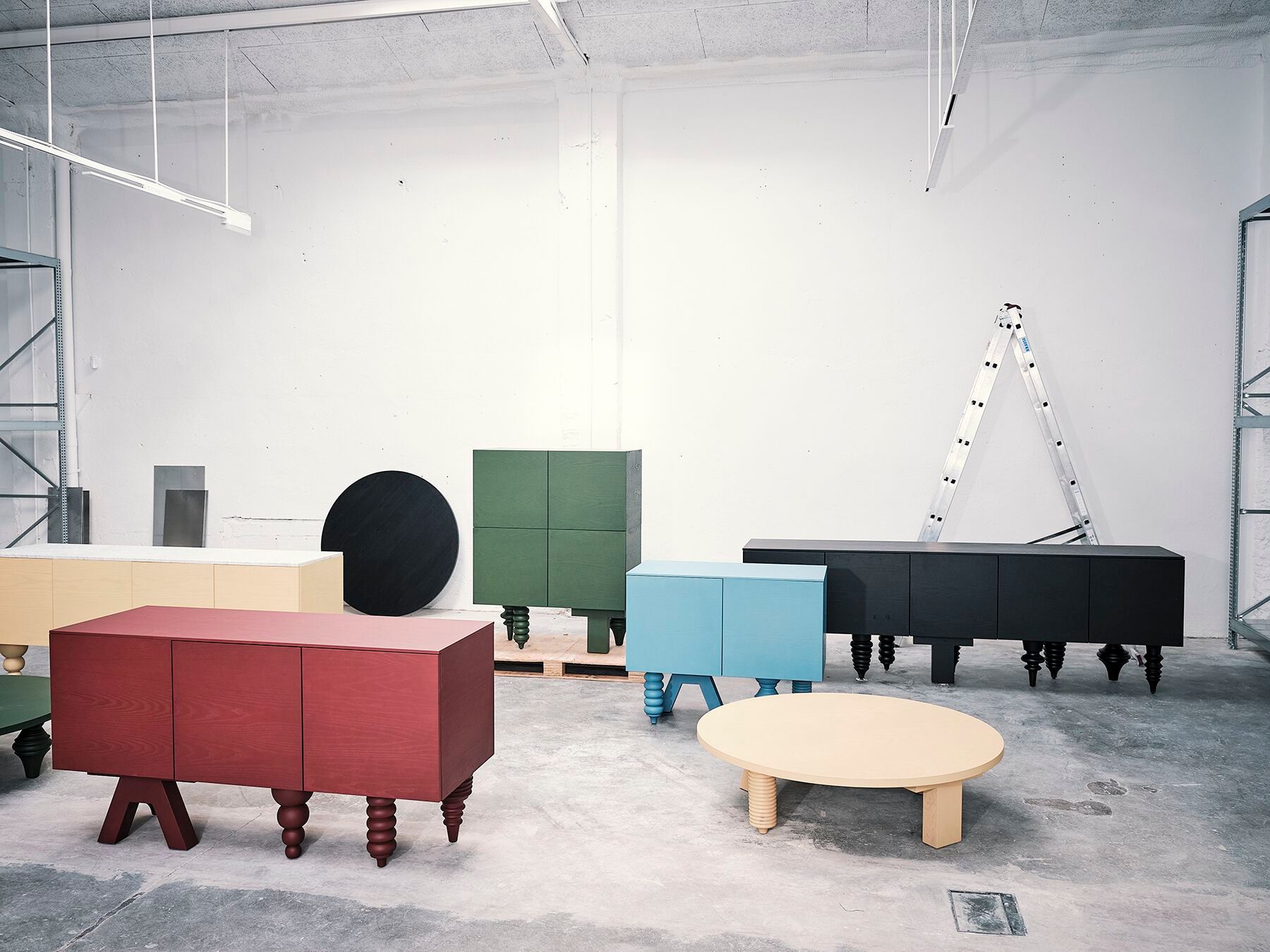 Шкаф из шпона ясеня с распашными дверцами BD Barcelona Multileg ARCH-00079400 - Вид №9