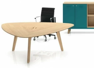 Bralco Стол для совещаний треугольной формы из дуба Rail