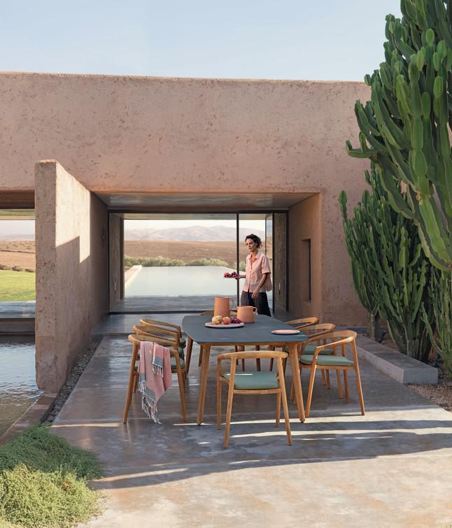 MNST979 Обеденный стол teak nero ⌀80см Manutti Torsa - Вид №14