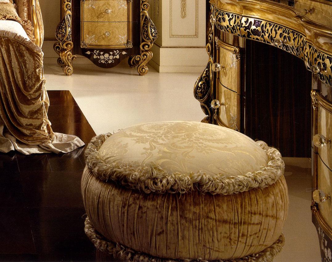 Пуф  AR ARREDAMENTI 563 Royal Palace