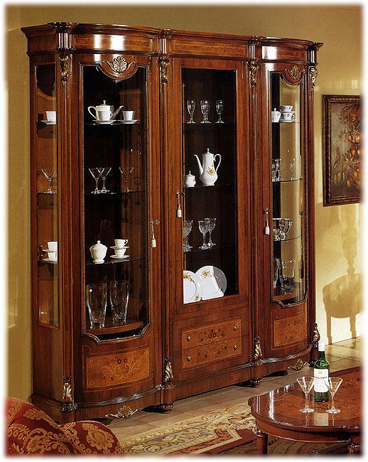 Витрина  ANTONELLI MORAVIO 6 Pitti