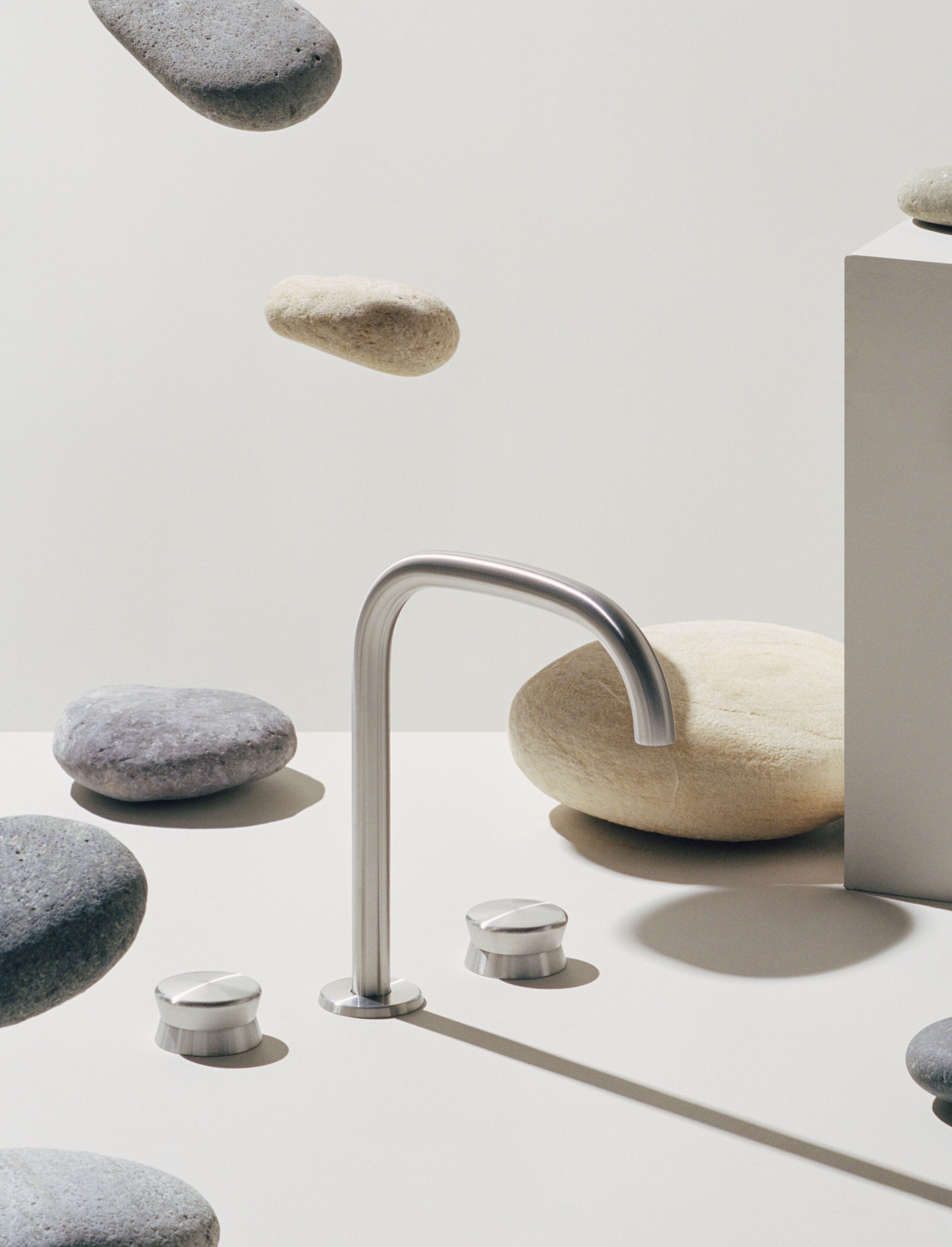 Смеситель для раковины из нержавеющей стали с ограничителем расхода Zucchetti Sablier ARCH-00081786 - Вид №1