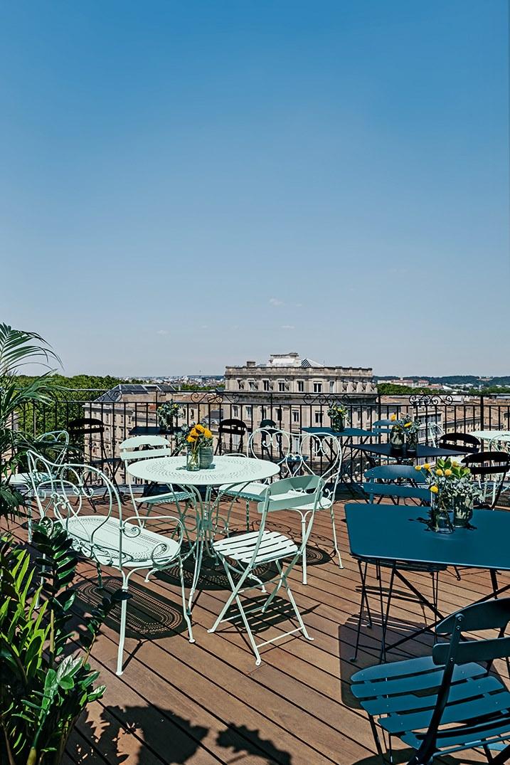 Fermob Садовая скамейка из стали с подлокотниками 1900 2204  - Вид №1