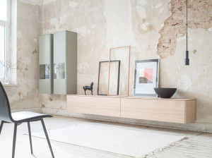 Стена установленная оборудованная стена