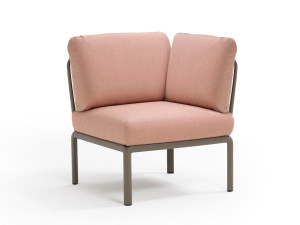 Угловой элемент из смолы и ткани