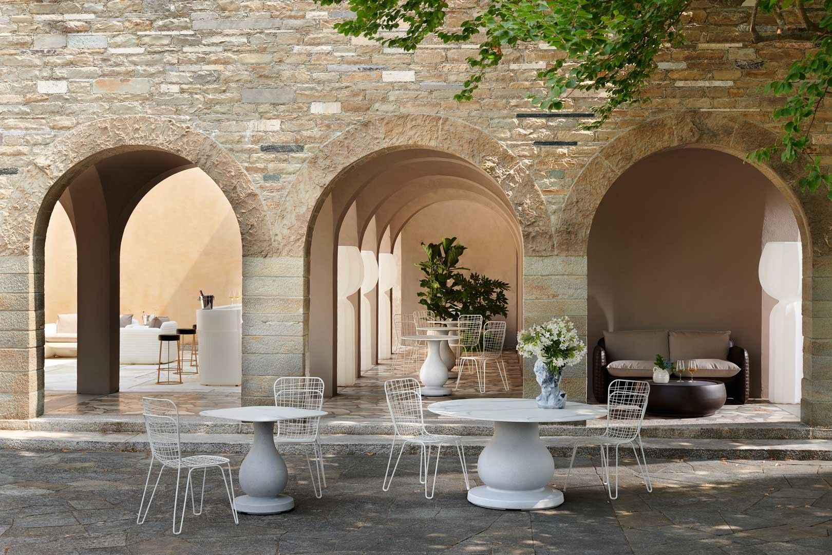 Круглый стол из полиэтилена и столешница HPL с мраморным эффектом SLIDE девятнадцатый век ARCH-00052894 - Вид №11