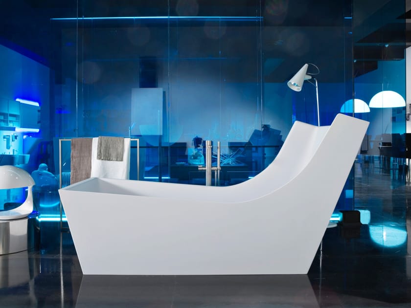 Ванна в центре комнаты в Cristalplant® Antoniolupi CUNA ARCH-00017688