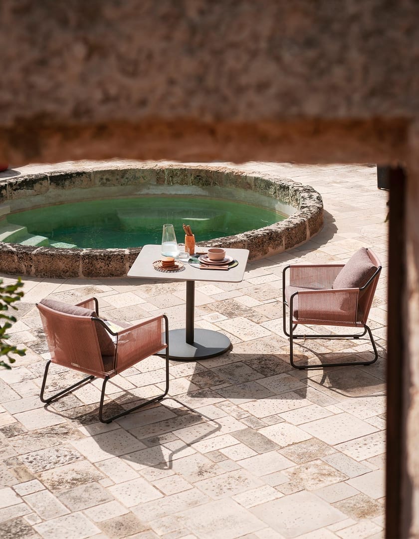 Низкий квадратный садовый столик RODA Button ARCH-00090607 - Вид №3