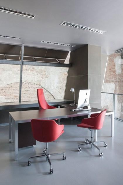 Luxy Регулируемое по высоте кресло руководителя с 5 спицами и колесами Italia sun-id-1397677 - Вид №10