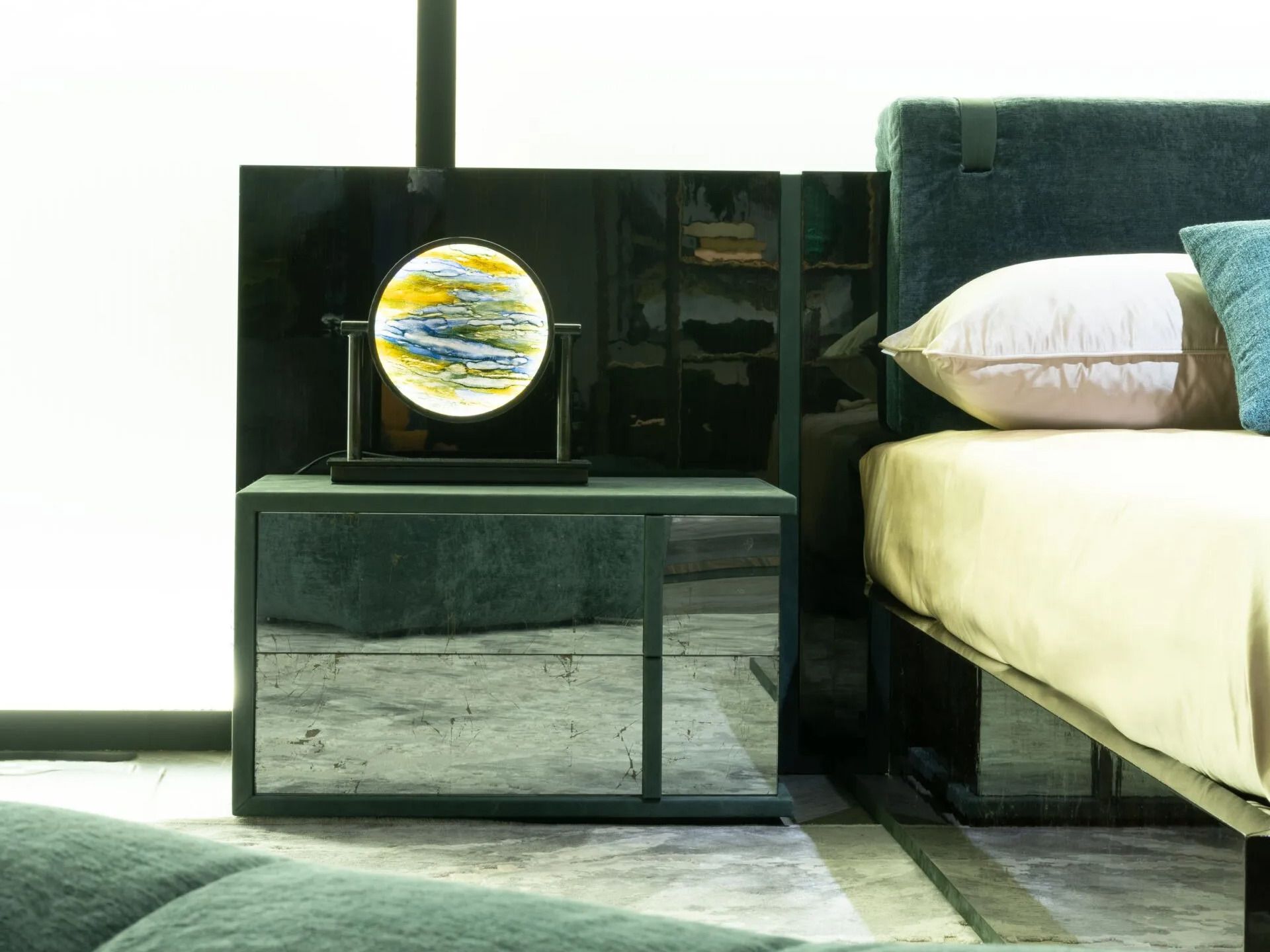 Тумбочка из дерева и стекла RIVATELIER CUBE ARCH-00101524 - Вид №4