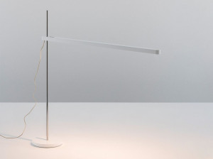 Вращающаяся регулируемая высота настольная лампа