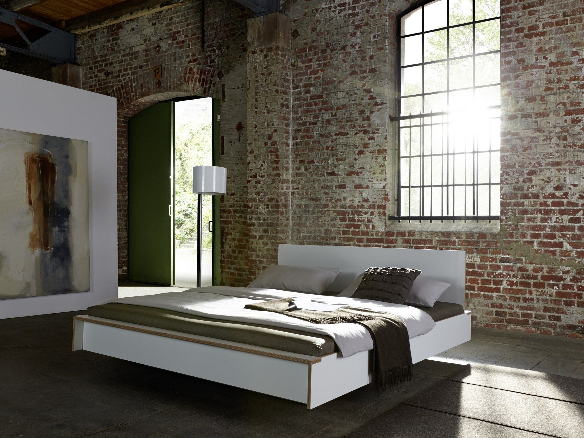 Двуспальная кровать из многослойной ткани Müller Small Living Flai ARCH-00048849 - Вид №9