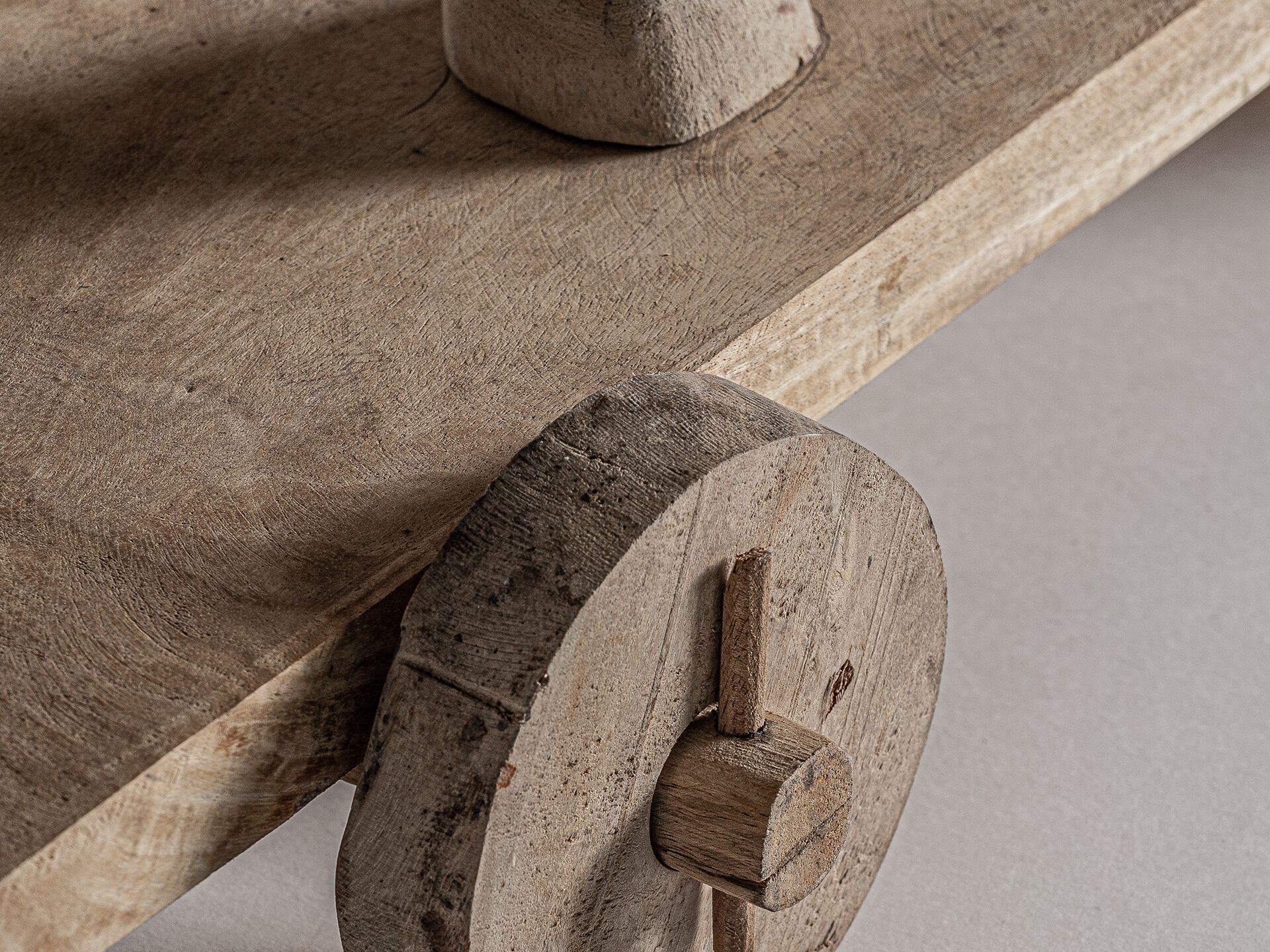 Скульптура из тика Vical Home HORSE ARCH-00092983 - Вид №5