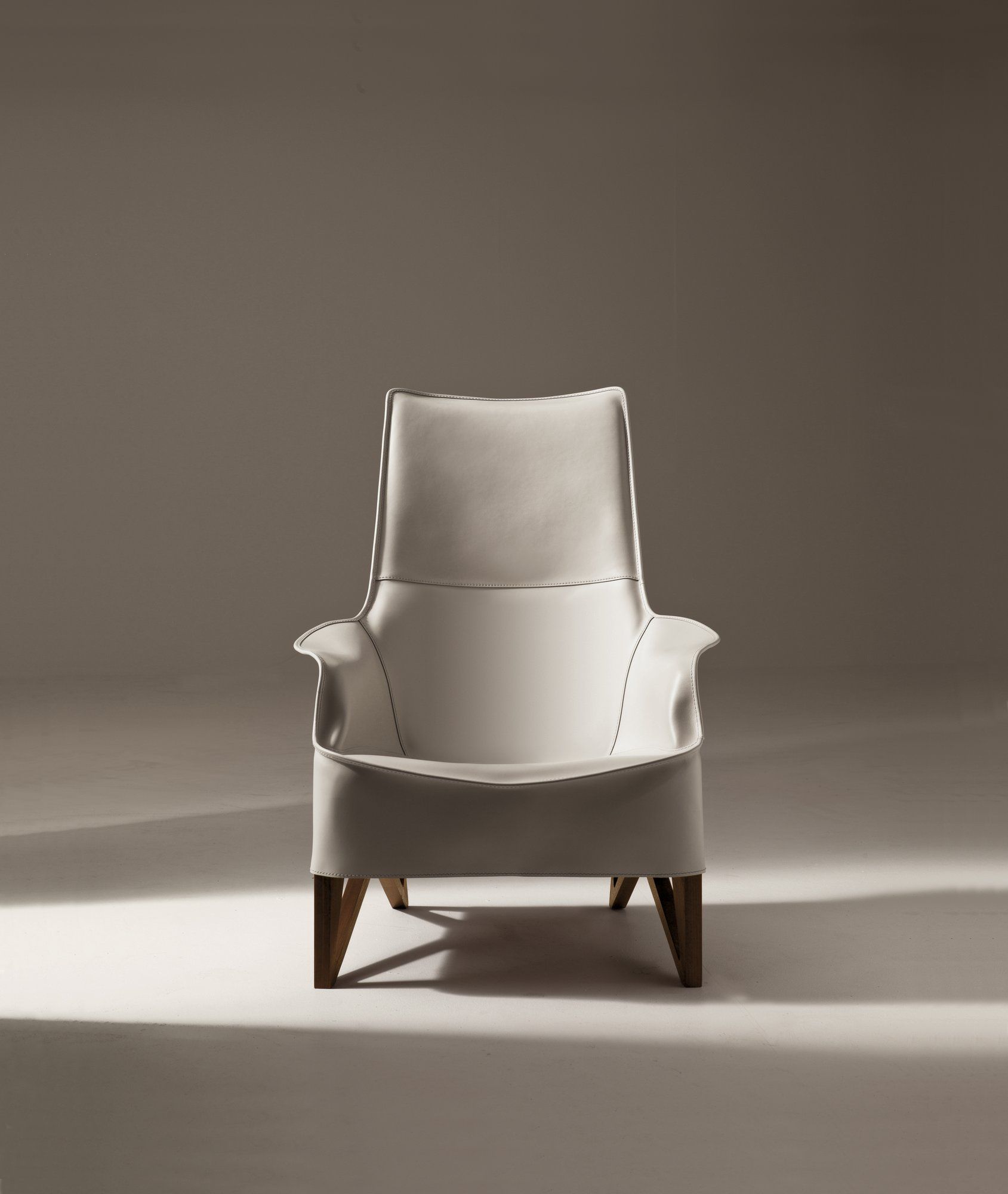 Кожаное кресло с подголовником Giorgetti Mobius ARCH-00032251 - Вид №4