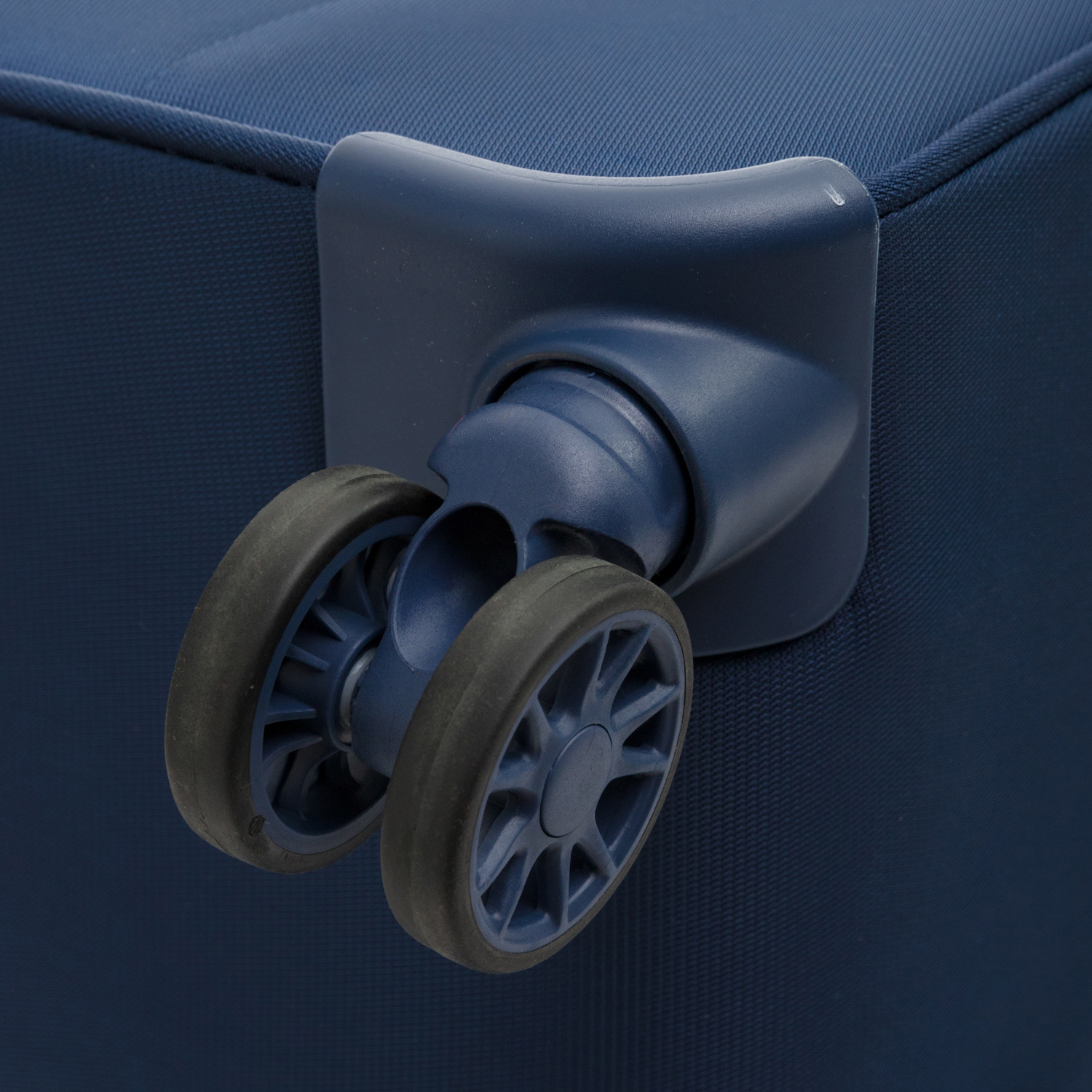 M2777-04-72 Чемодан M2777*72 L March Easy - Вид №5