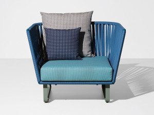 Садовое кресло с подлокотниками