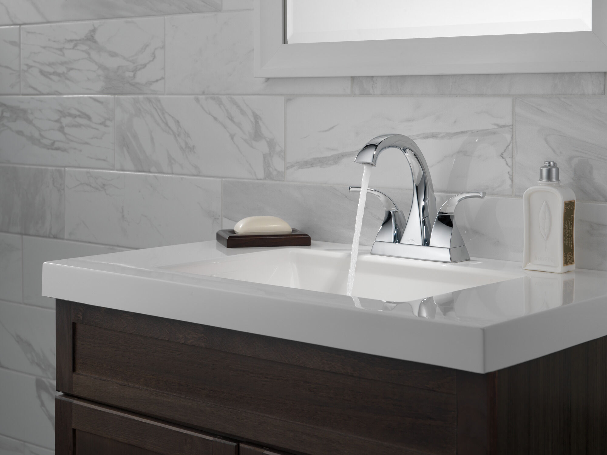 25779LF Смеситель для ванной комнаты с двумя ручками Delta Faucet DELTA Хром - Вид №2