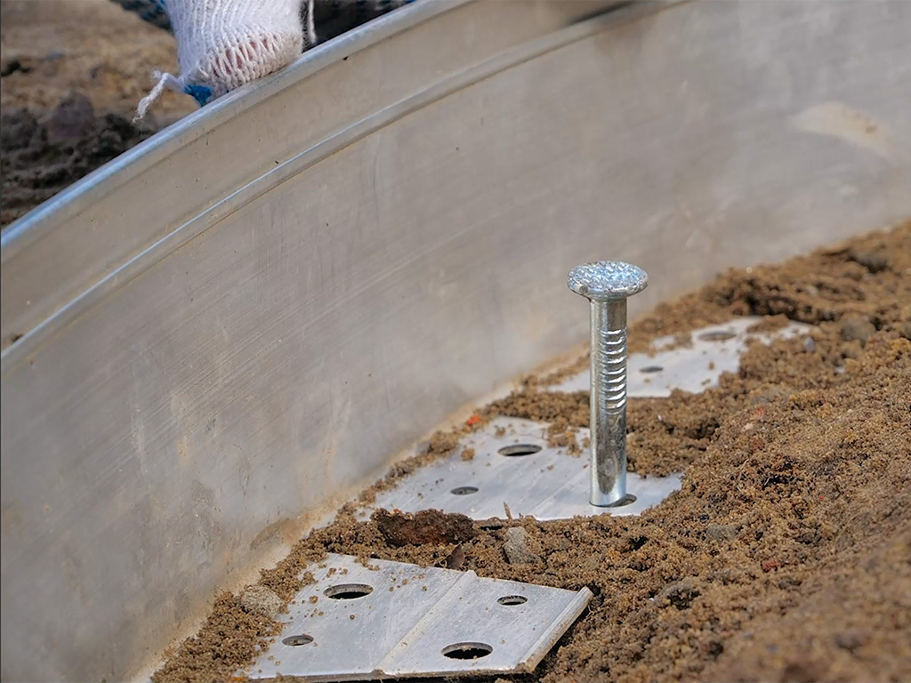 Алюминиевый бордюр 100 мм, длина 2500 мм компл. ГеоПластБорд GPBST-14 - Вид №7