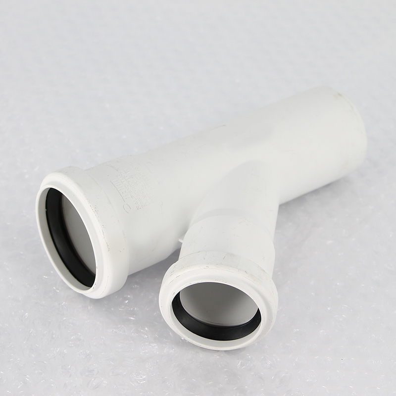 Тройник Rehau с резиновыми уплотнениями d50/40 45" RAUPIANO Plus 124089