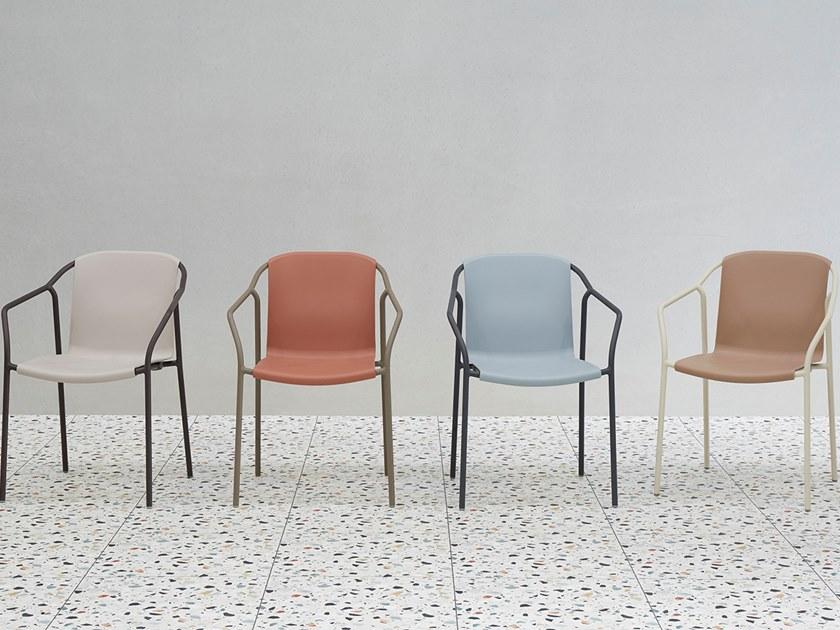 Ezpeleta Штабелируемый садовый стул из полипропилена с подлокотниками  Mn-rod01  - Вид №1