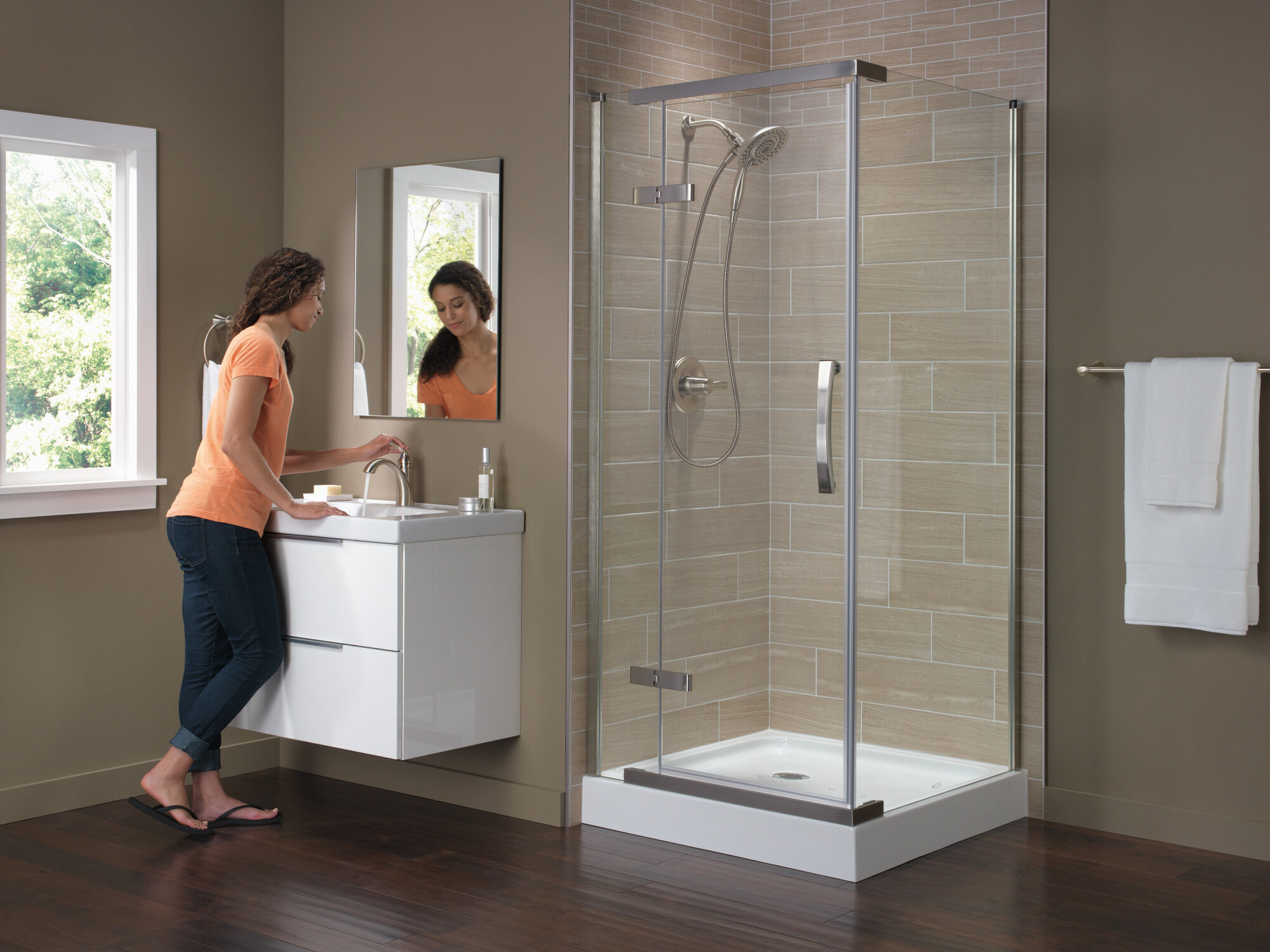 Безрамный душевой уголок 36 x 36 дюймов Delta Faucet B912912-3636-SS - Вид №16