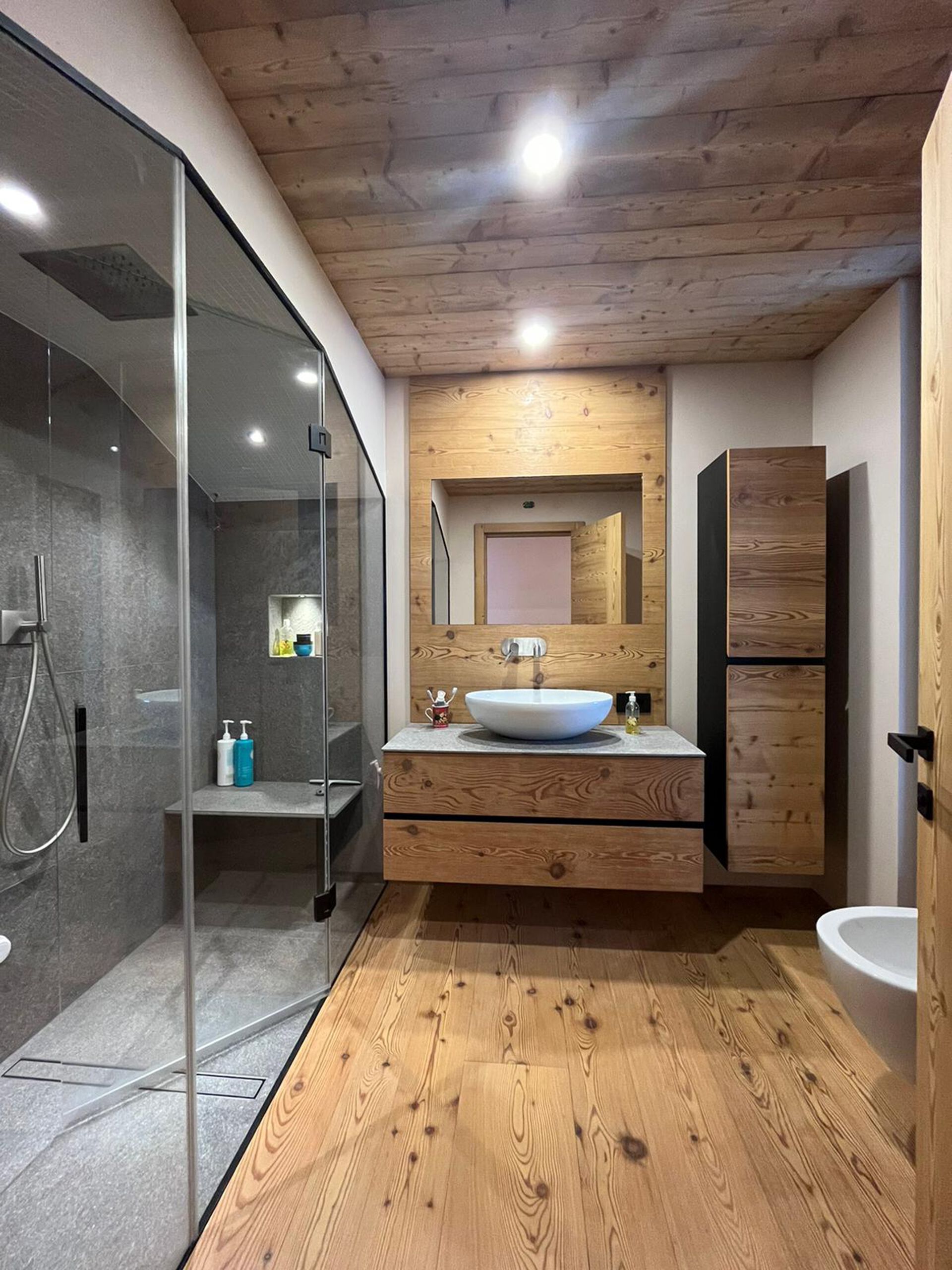 Биосовместимый трехслойный деревянный пол Fiemme Tremila Fior di Fiemme ARCH-00135845 - Вид №1